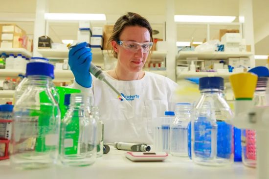 Dr Paula Cevaal in the laboratory at the Doherty Institute. Photographer: Rory Shepherd. Photographer: Rory Shepherd