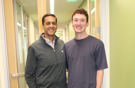 Ragon faculty member and corresponding author Gaurav Gaiha, MD, DPhil, and first author Charles Crain, a graduaate student at UCSF.